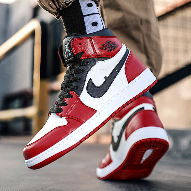 Zapatos de baloncesto de caña alta para hombre AJ Air Force One Pareja Zapatillas casuales Primavera y otoño Estudiantes de secundaria Zapatillas de moda juvenil