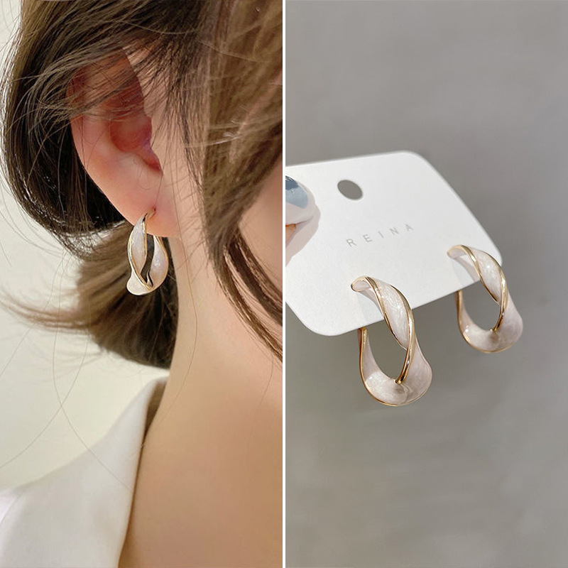 Earrings Classification 1 Pair Quantity Daily Occasion Metal Material 1 Pair Fashion Square Heart Shape Flower Inlay Metal Rhinestones Pearl Earrings