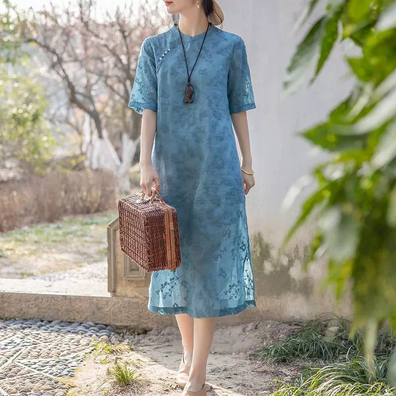 Брендовая распродажа, внешняя торговля, оригинальный заказ 2025, новое хлопковое и льняное вышитое платье-чонсам в китайском стиле, улучшенное для похудения, для женщин.