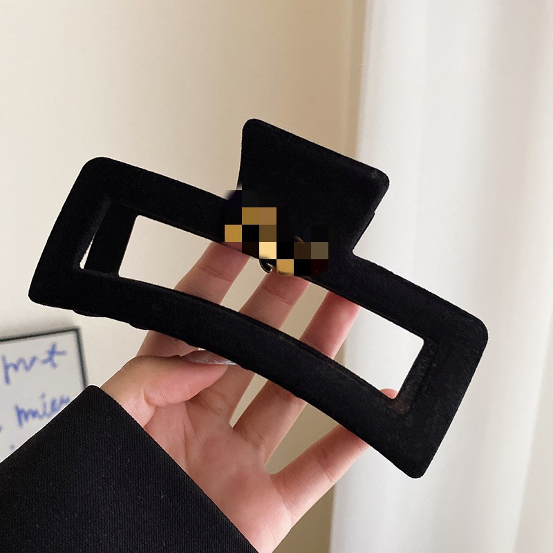 Apenada carta horquilla ~ terciopelo negro accesorios para el cabello retro estilo francés Chanel clip de pelo clip de tiburón arco tocado