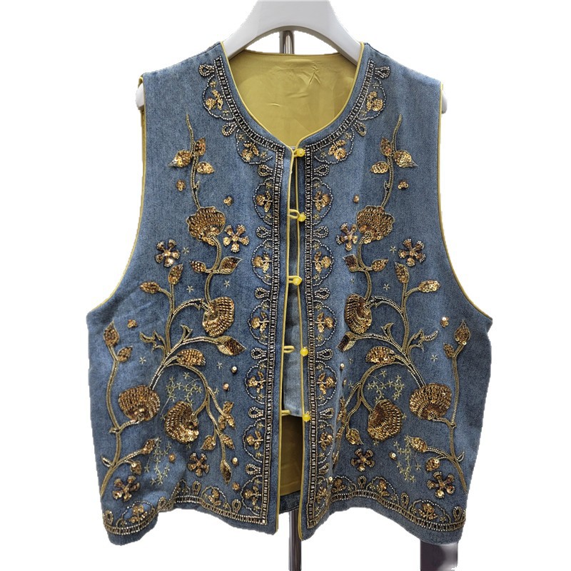 2026 primavera de la industria pesada bordada chaleco denim con cuentas de clavos primavera nuevo plegado lujoso camisa de hombro de lujo ligera mujer image 5