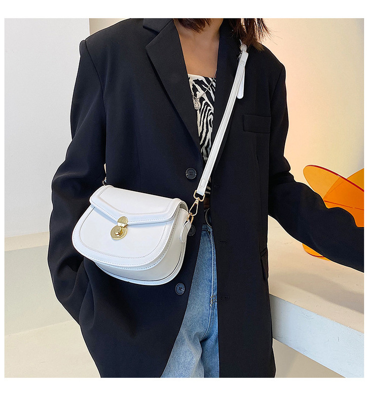 Trendy Saddle Bag 2022 New Summer Simple Single Room Bag Fashion Explosion Small Bag Women's Internet Celebrity Crossbody Bag