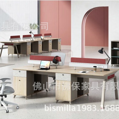 Four-person screen desk staff desk melamine office furniture export Middle East Saudi Arabia Dubai Four-person screen desk staff desk melamine office furniture export Middle East Saudi Arabia Dubai
