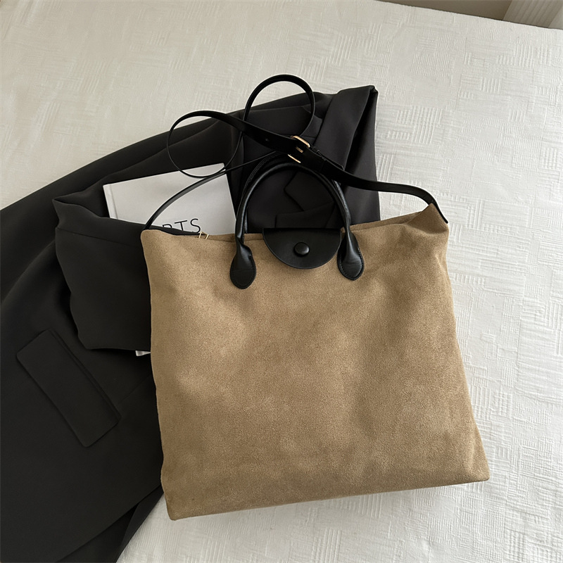 Bolsa de mano de gran capacidad de terremoto esmerilado para mujeres 2024 nueva moda retro bolso de mano coreano bolso de transporte