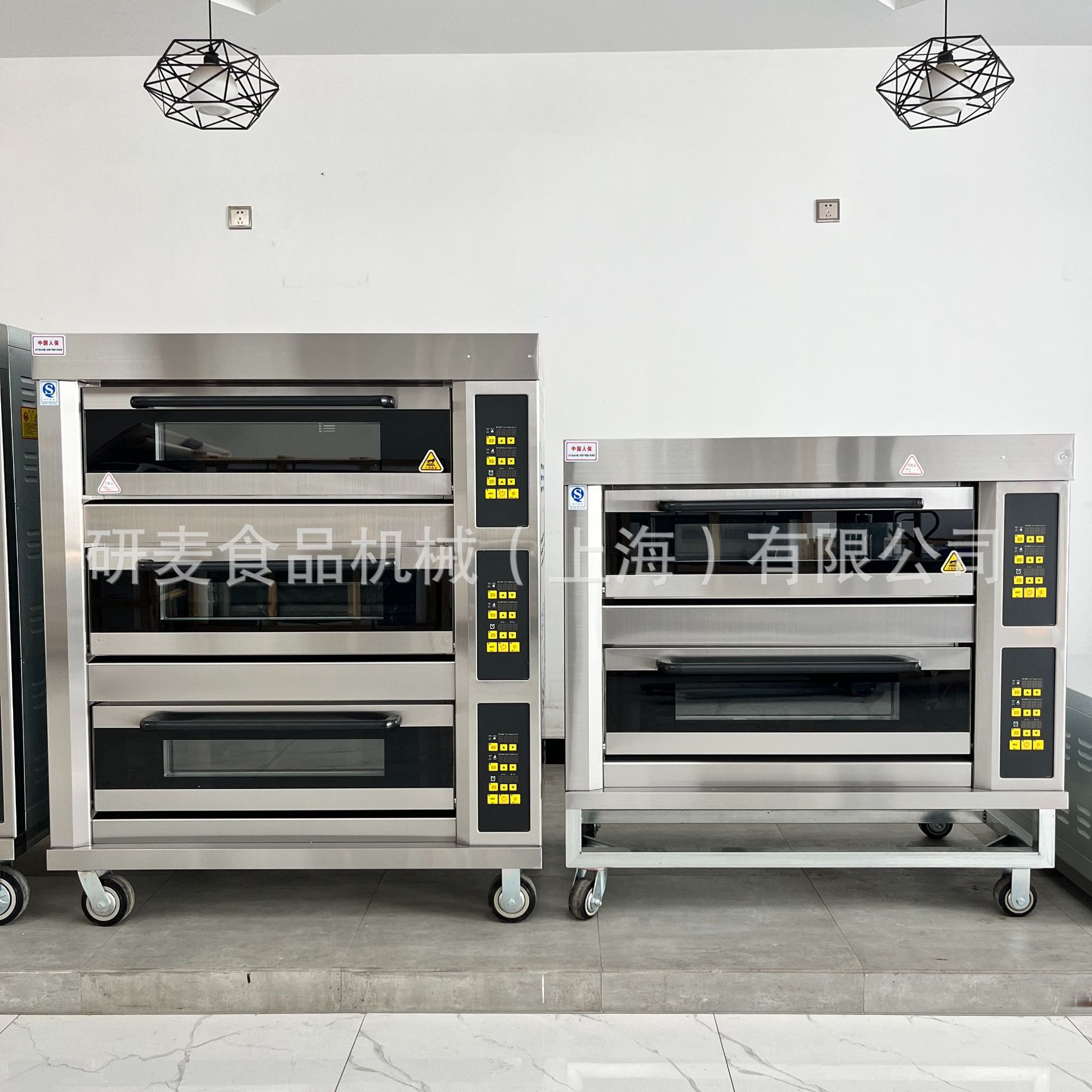 商用燃气蛋挞烤箱 三层六盘披萨炉 智能数显控温烤炉大型烤箱