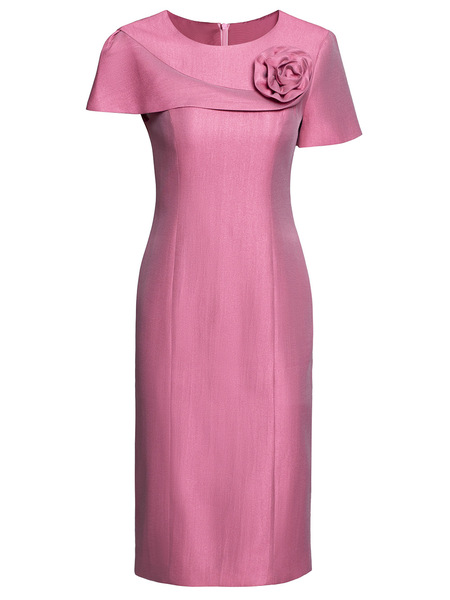 Red formal dress with three-dimensional flower decoration design feeling, buttocks wrapped dress, medium length style