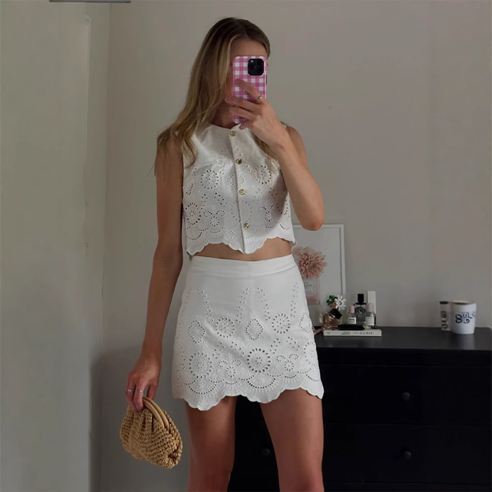 fashionable elegant solid color tank top sleevless