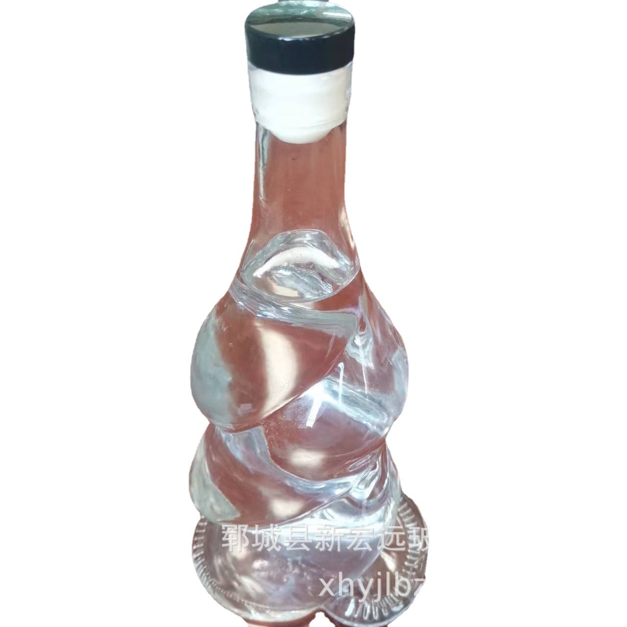 郓城玻璃酒瓶750克晶白料果酒瓶750毫升麻花瓶洋酒瓶封装白酒空瓶