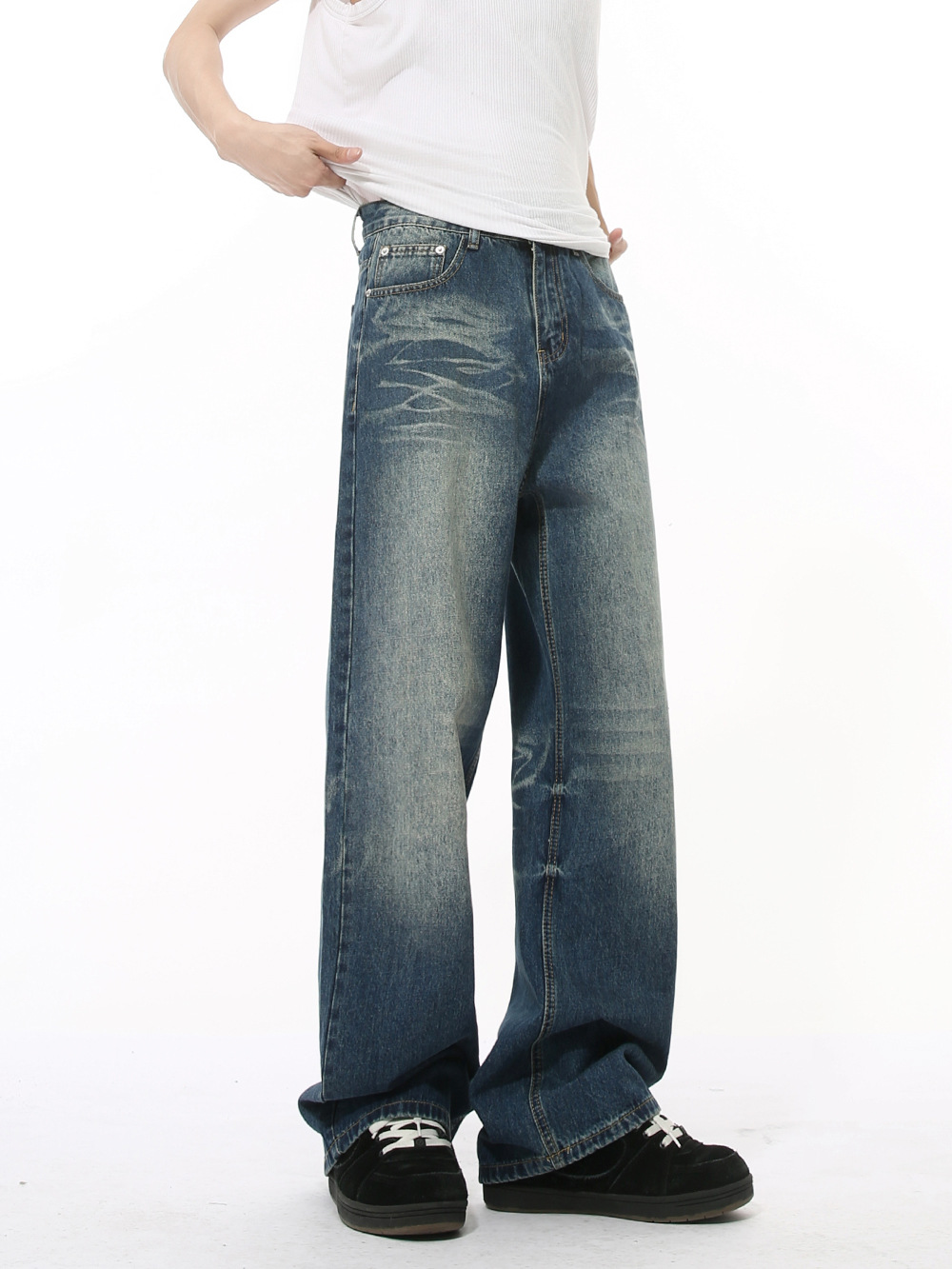 MTLCLOTHES Hombres| Nuevos productos de otoño retro lavados de agua gato barba textura piernas anchas sueltas sensación de caída de la moda jeans