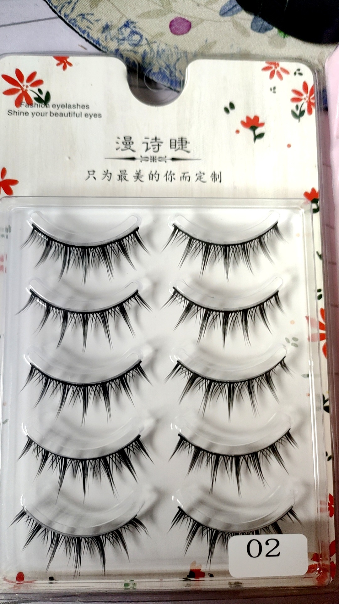 Cos pequeño diablo cómic pestañas falsas hadas de pelo natural imitación injerto puede segmentar las pestañas de ojo superior