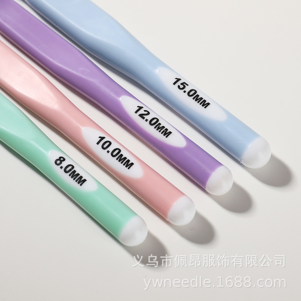 Nueva herramientas de tejer suéter de tejer de gama alta extra grueso ABS color crochet 4 modelos 8-15mm fábrica al por mayor