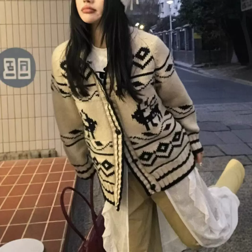 2024年秋冬季新款北欧复古费尔岛麋鹿翻领针织开衫加厚毛衣外套女