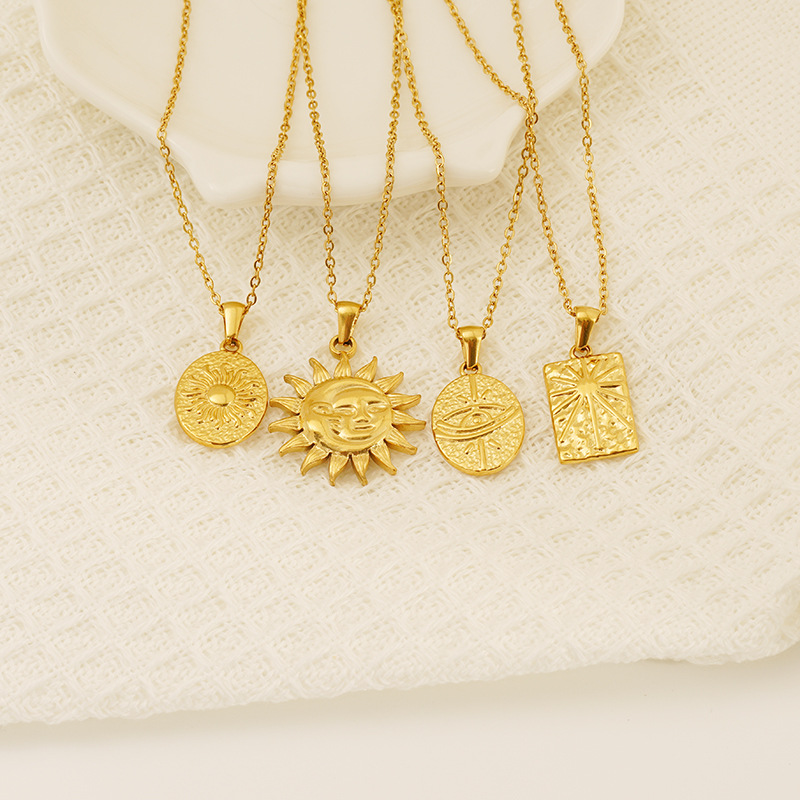 Daily Occasion Wholesale Jewelry IG Style Sun Star Eye 304 Stainless Steel 18K Gold Plated Pendant Necklace Cable Chain