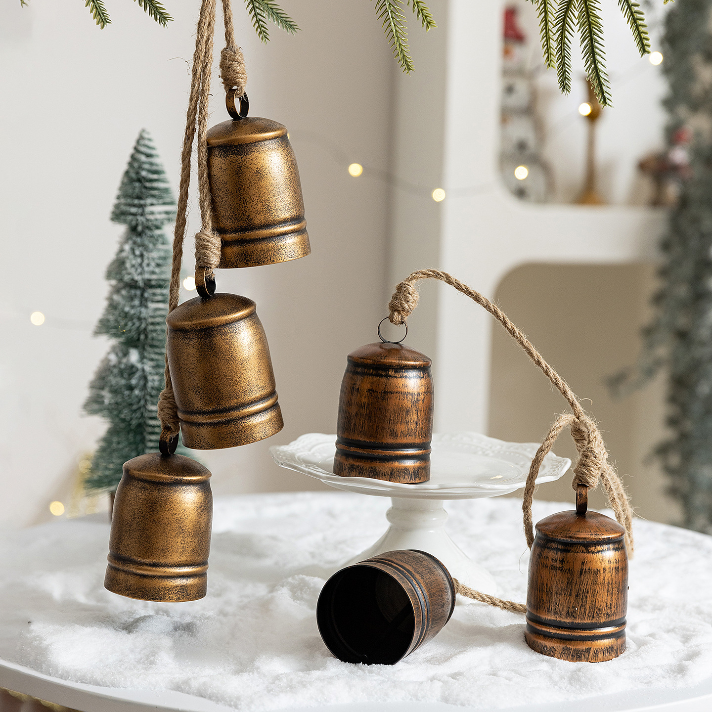 Vintage Bell Ornament, Distressed Metal Antelope Hemp Rope Wind Chime, Home Decoration Pendant, Christmas Tree Bell