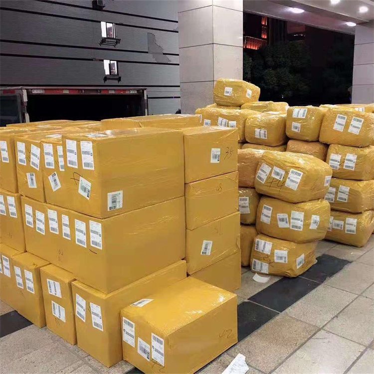 中国到新加坡集装箱运输 蓝帆国际全球可邮配货上门