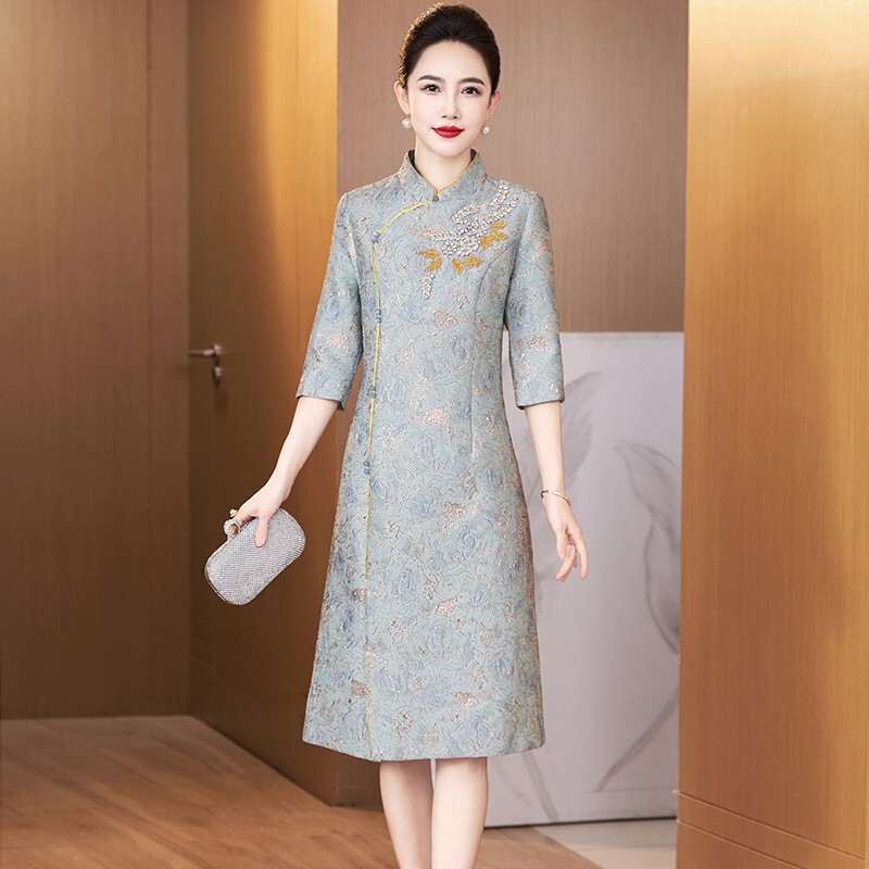 2026 Autumn New Chinese Style Improved Qipao Dress Elegant and Stylish for Mother-In-Law Wedding Banquet New Mom Outfit 2026 Autumn New Chinese Style Improved Qipao Dress Elegant and Stylish for Mother-In-Law Wedding Banquet New Mom Outfit