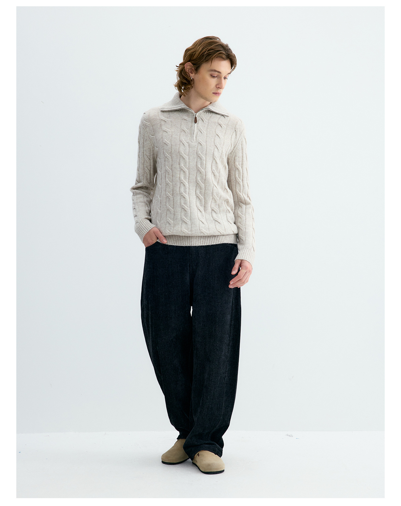 UNF 530g Cable-Knit Half-Zip Polo Sweater