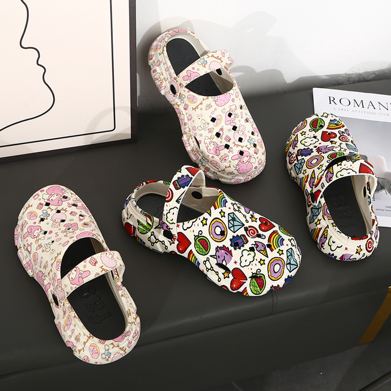 Women's Summer Croc Shoes with Croc Shoes, Cute Pancake Heels, Baotou Increased Thick Soles, Girly Heart Super Soft Beach Sandals