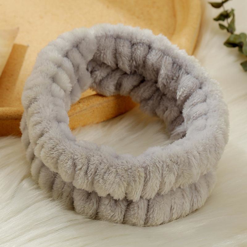 Directo de fábrica de color sólido simple banda de pelo de lavado facial banda de pelo autoadhesivo accesorios DIY felpa anillo de pelo semiacabado tocado