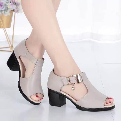 Foreign trade women's sandals new open toe fish mouth Roman shoes medium heel one-word buckle strap thick heel leather middle-aged mother's shoes