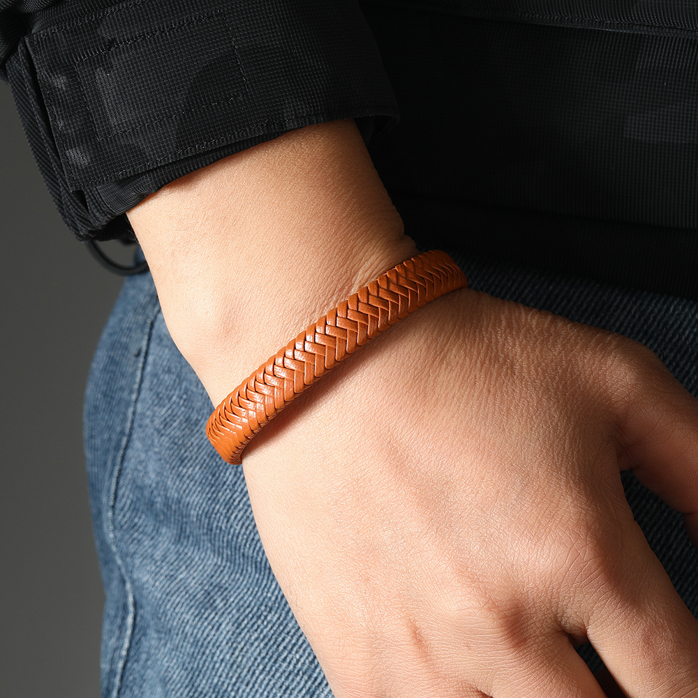 Woven retro bracelet