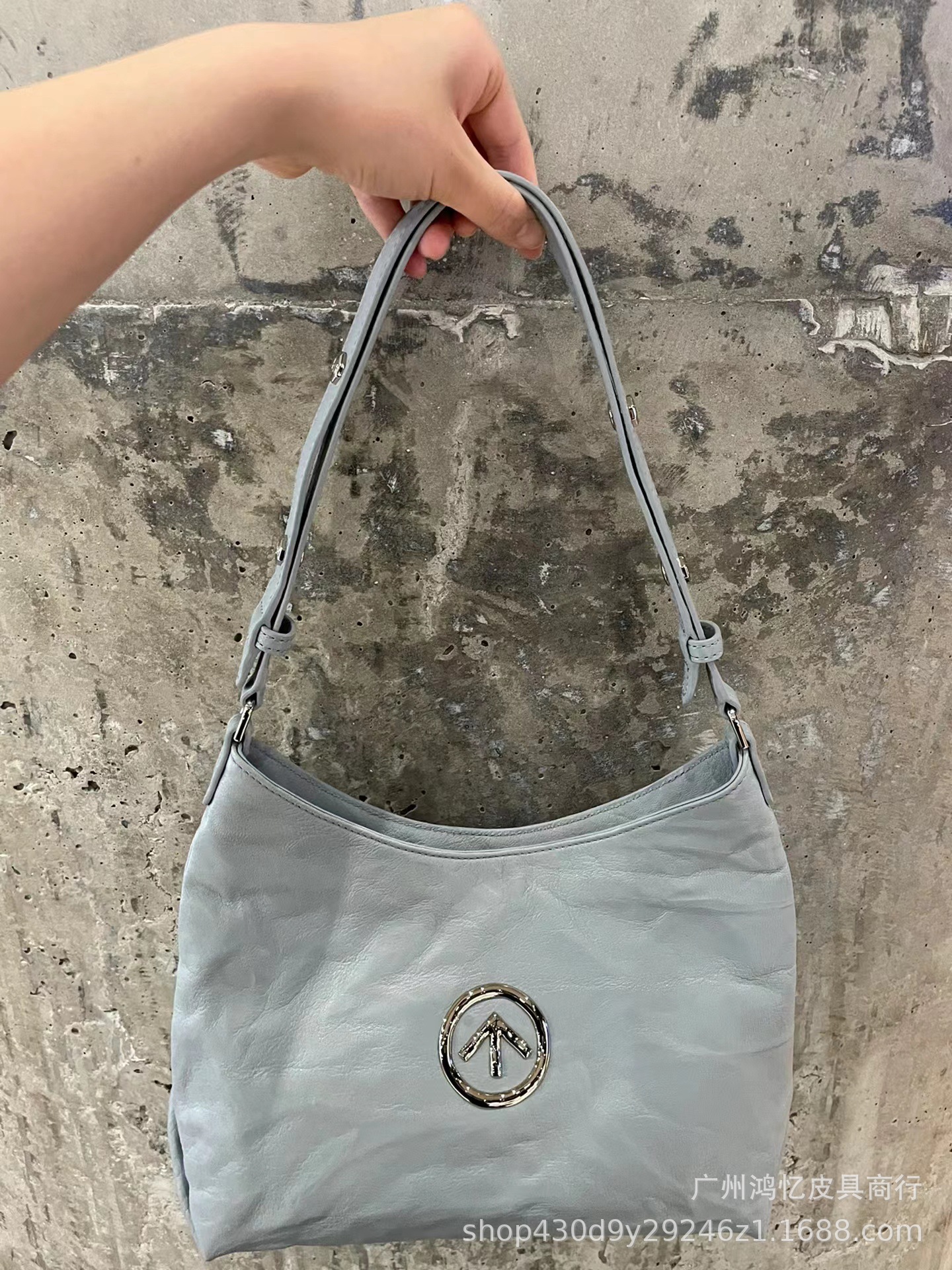 GROTT0 アロー バッグ ノンセクシュアリズム ブラックストーン ホーボー ベジタブルタンニン鞣し プリーツ加工 本革 多用途 ショルダー クロスボディ ソフトバッグ