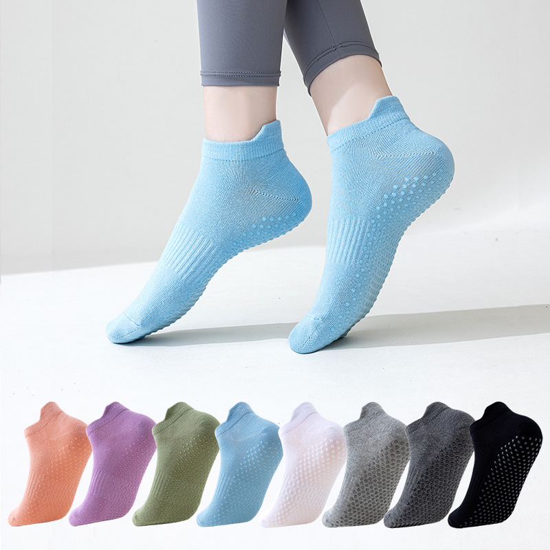 Yoga socks manufacturers wholesale silicone anti-slip socks indoor fitness Pilates socks floor socks sports trampoline socks