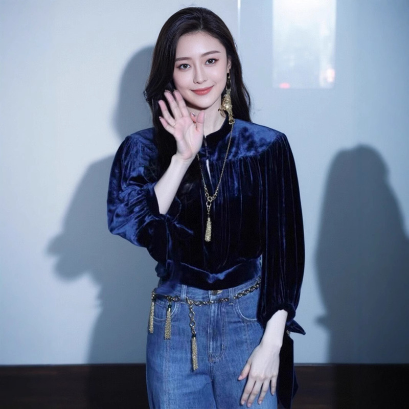 in stock Liu Shishi Same Style Retro High-end Short Top Bow Lace-up Seven-point Sleeve Collar Velvet Shirt