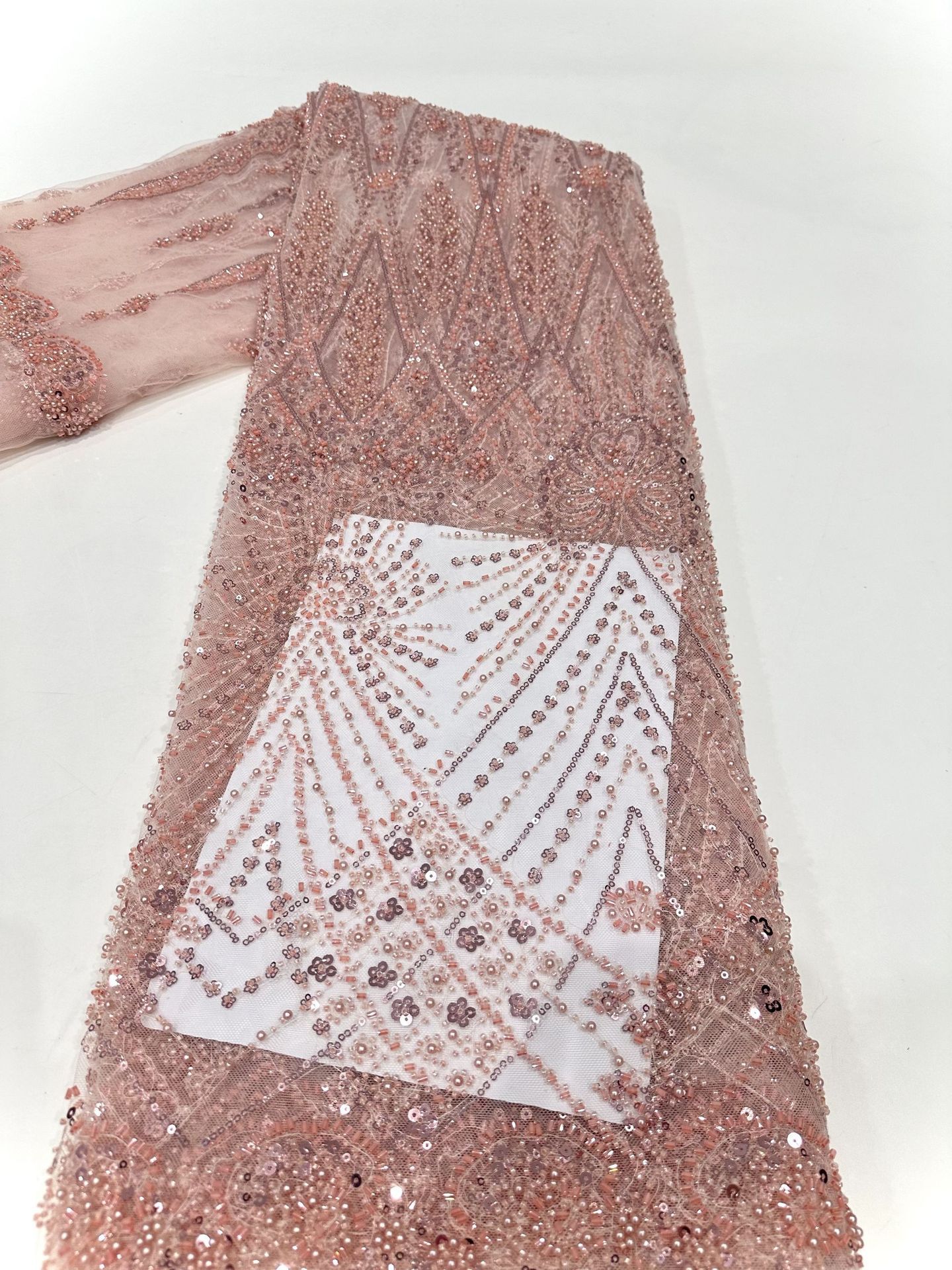 Tubo de perlas bordado por computadora bordado de lujo vestido de boda modelo de vestido de mujer falda de tela de corte comercio exterior transfronterizo