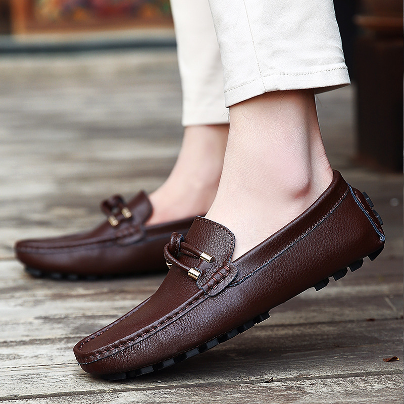 Otoño nuevos zapatos de hombre Bean Bean zapatos de cuero casuales de moda coreana zapatos de conducción de conducción zapatos de hombre zapatos perezosos