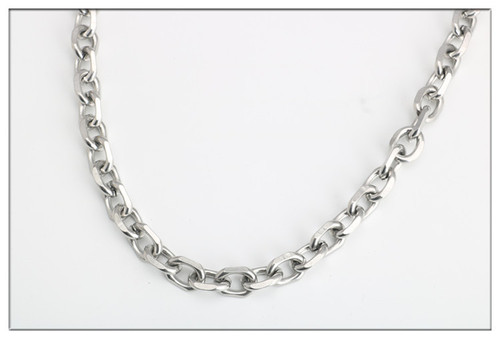 Stainless steel non-welded cross chain interlocking titanium steel necklace large quantities of angle O-shaped chain O-shaped chain bag chain wholesale