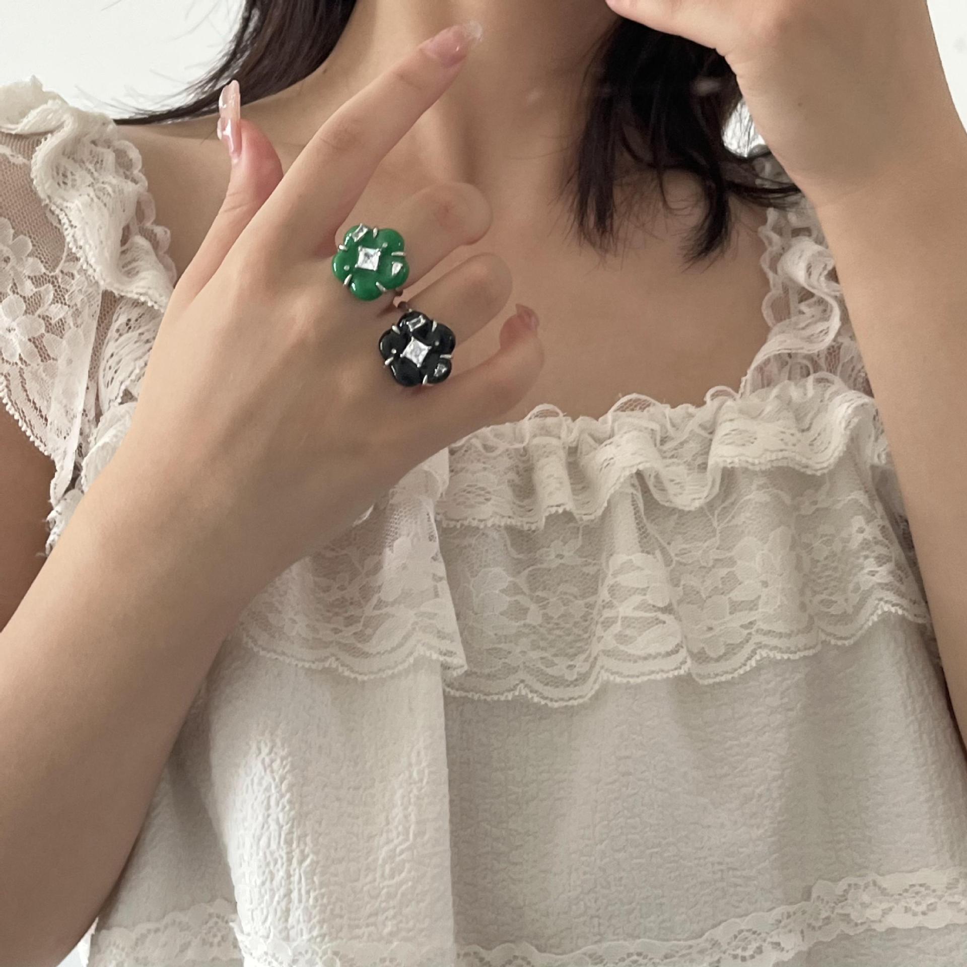 Fashion Flower Alloy Inlay Rhinestones Womenu0027S Rings 1 Piece