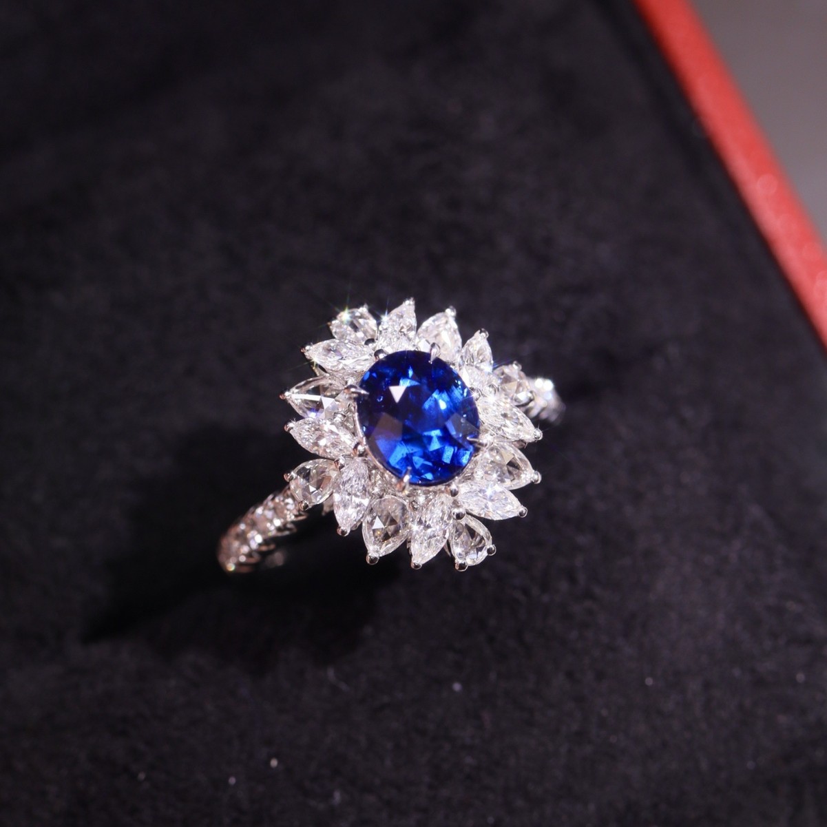 Organic royal sapphire ring with stone