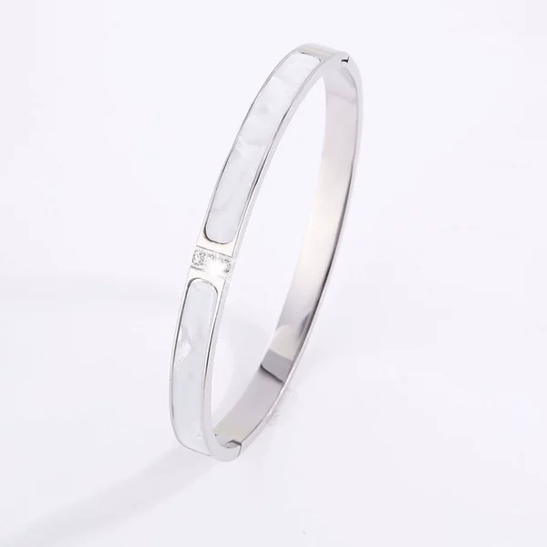 【77】 Steel -colored shell inlaid diamond bracelet