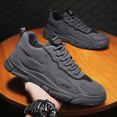 Men's fashionable sports shoes 2024 spring new men's shoes soft sole breathable running shoes Korean version thick sole casual shoes