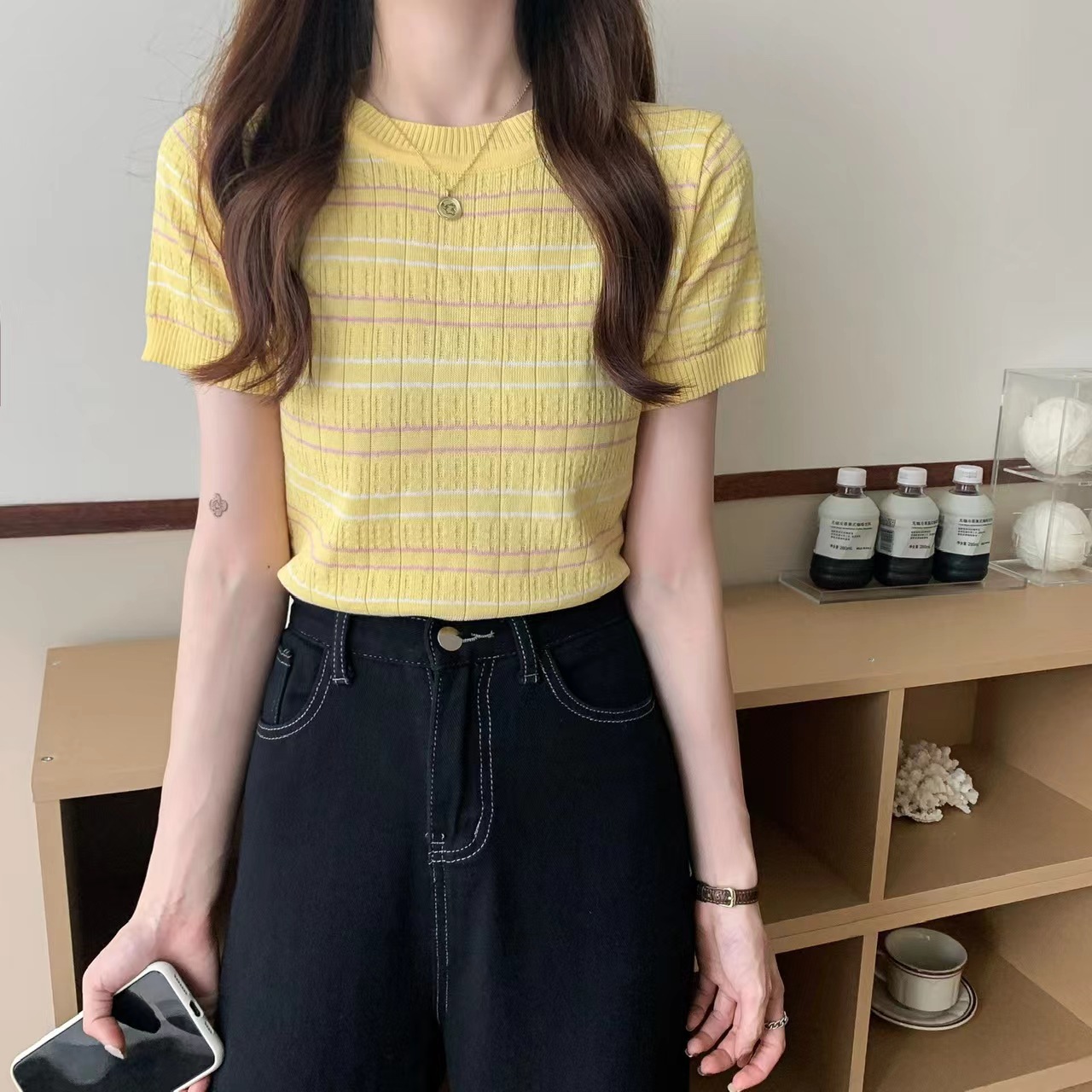 노란색