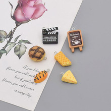 树脂食玩奶油面包饼干奶酪咖啡牌场记板自制DIY耳环钥匙扣材料