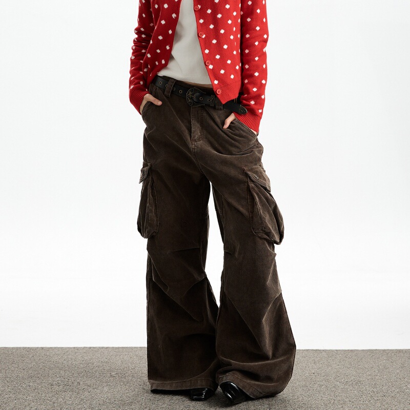 Spring and Autumn New Corduroy Workwear Logging Pants for Women, Old Money Style, High-End Coffee Color Straight-Leg Pleated Jeans Spring and Autumn New Corduroy Workwear Logging Pants for Women, Old Money Style, High-End Coffee Color Straight-Leg Pleated Jeans