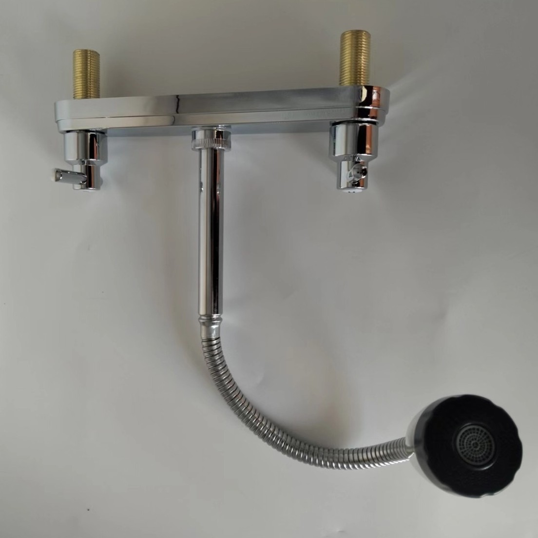lavabo doméstico cuenca de verduras grifo frío y caliente de doble agujero cuenca de mesa lavabo grifo de baño válvula de mezcla de agua