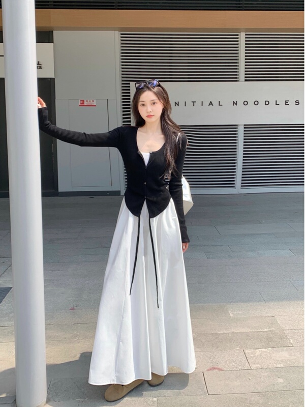 大码女装白色吊带连衣裙女轻奢高级感秋季裙子胖mm遮肚显瘦A字裙|undefined