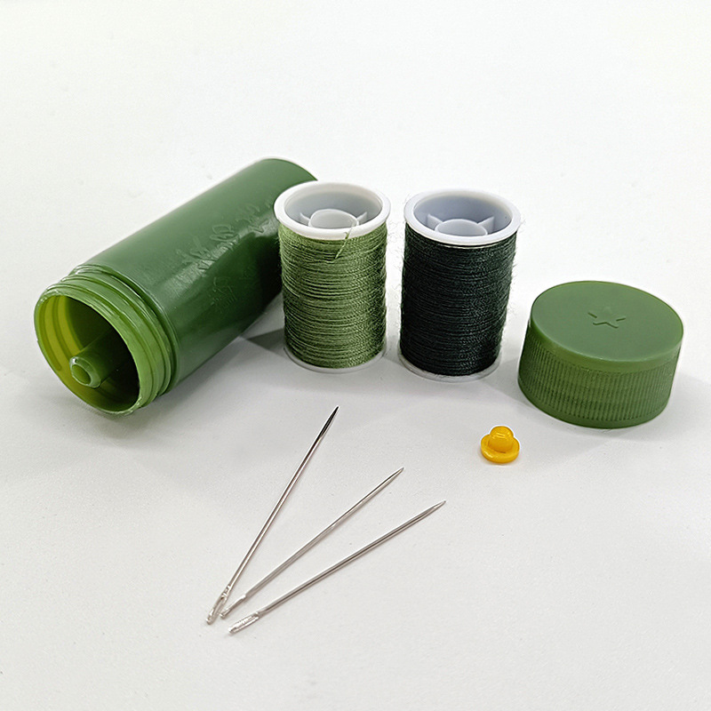 Military green needle and thread syringe for handmade mending, outdoor use, team military training, embroidery, household portable