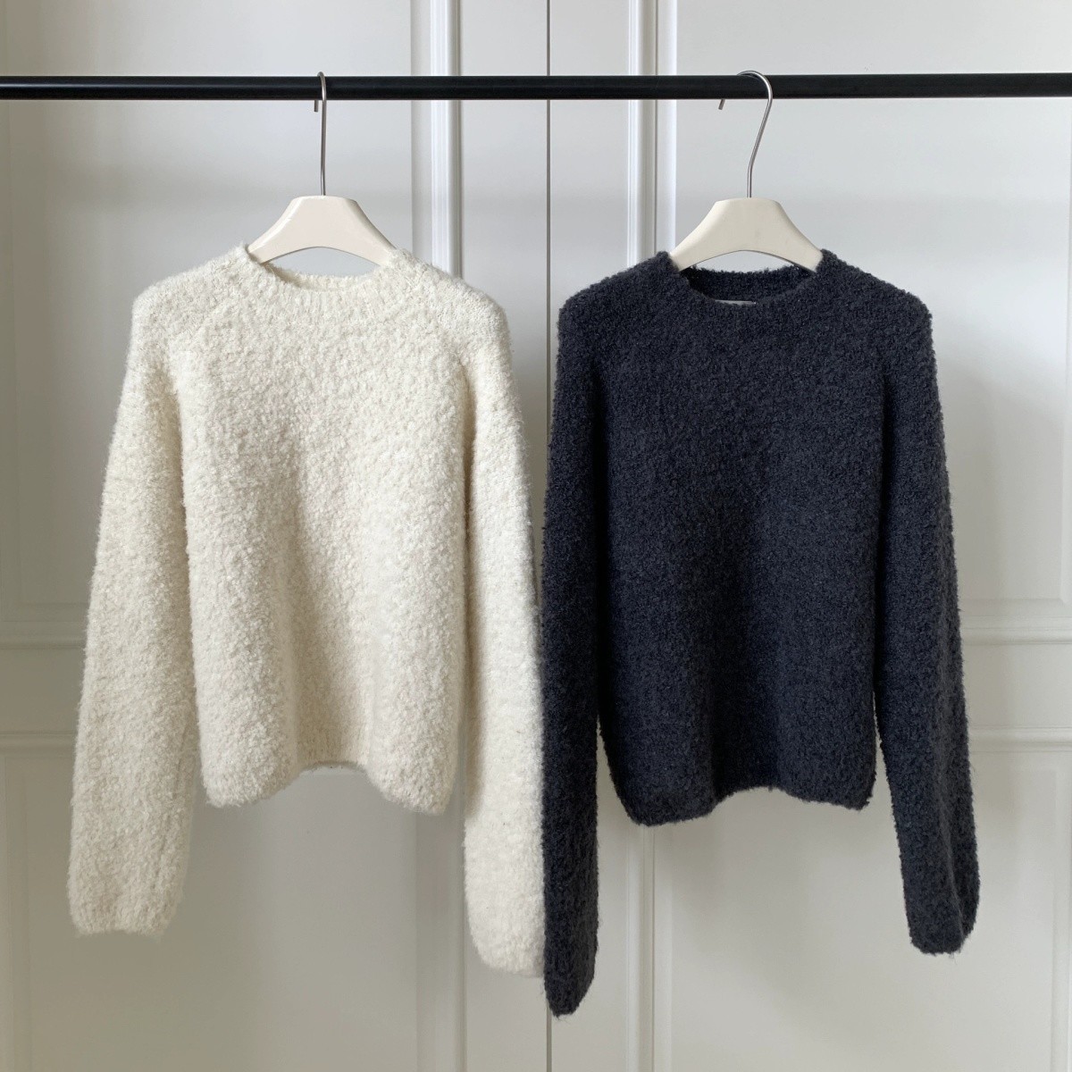 韩国东大门宽松慵懒风套头绒衫女秋冬季新款纯色圆领毛茸茸针织衫