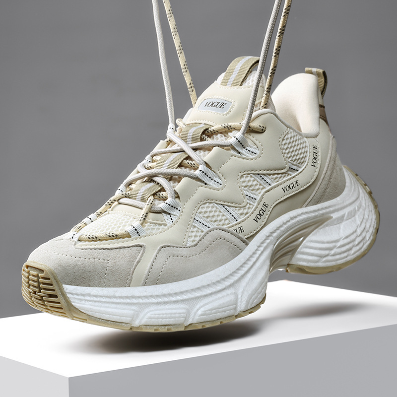 Zapatos deportivos de estilo coreano, zapatos de moda, zapatos de moda retro para hombres, zapatos casuales de aumento de altura.