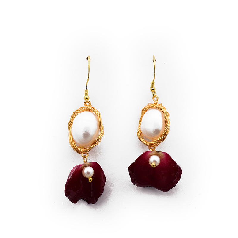 Pendientes de perlas de alto grado de plata 925 gancho de oreja pendientes de perlas de agua dulce elegante retro bobinado Pétalos naturales al por mayor