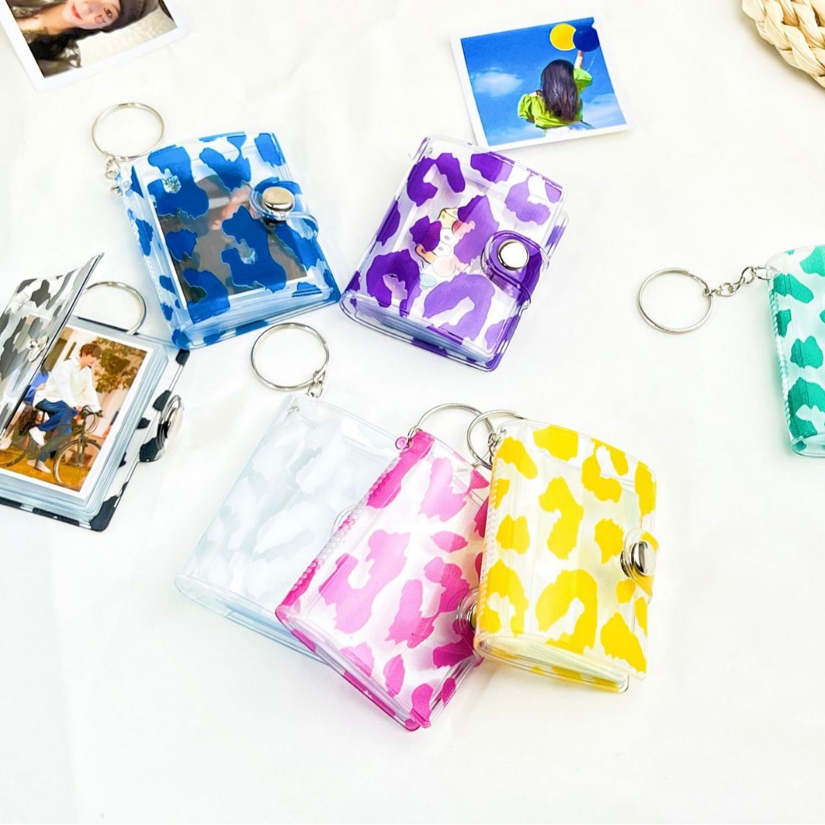 New fashion leopard print mini photo album keychain tack student bag insert photo album ID photo storage