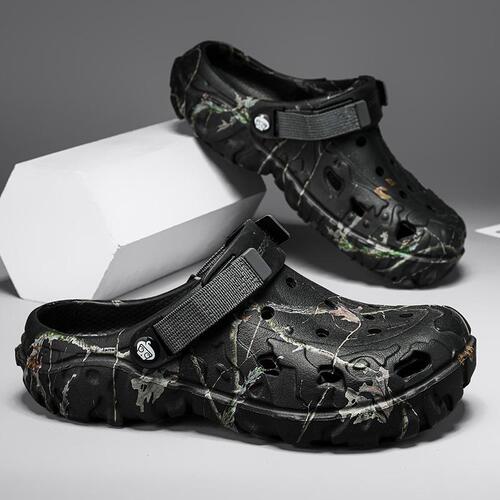 New summer hole shoes, breathable soft-sole sports beach shoes, fashionable casual two-wear trend all-match men's shoes