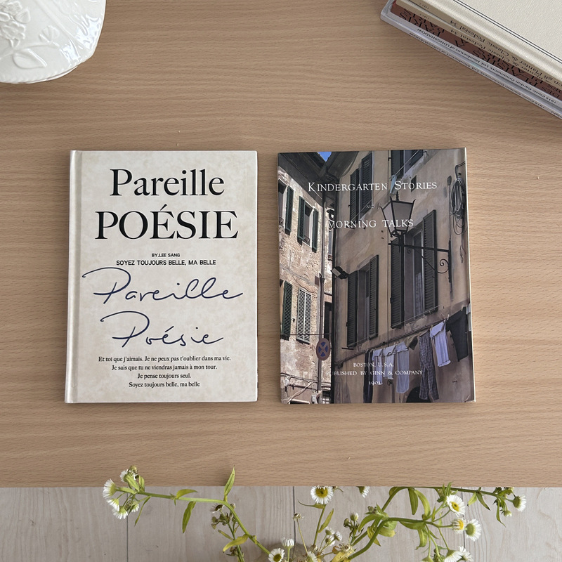 Ins Style Retro English Old Book Props Notebook Photograph Nostalgic Art Notepad Model Room