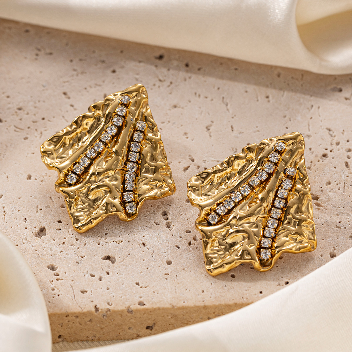 Taina europa y americana pendientes de acero inoxidable sencillos de alta calidad de moda damas rayas pendientes de piedra de silicio pendientes transfronterizos