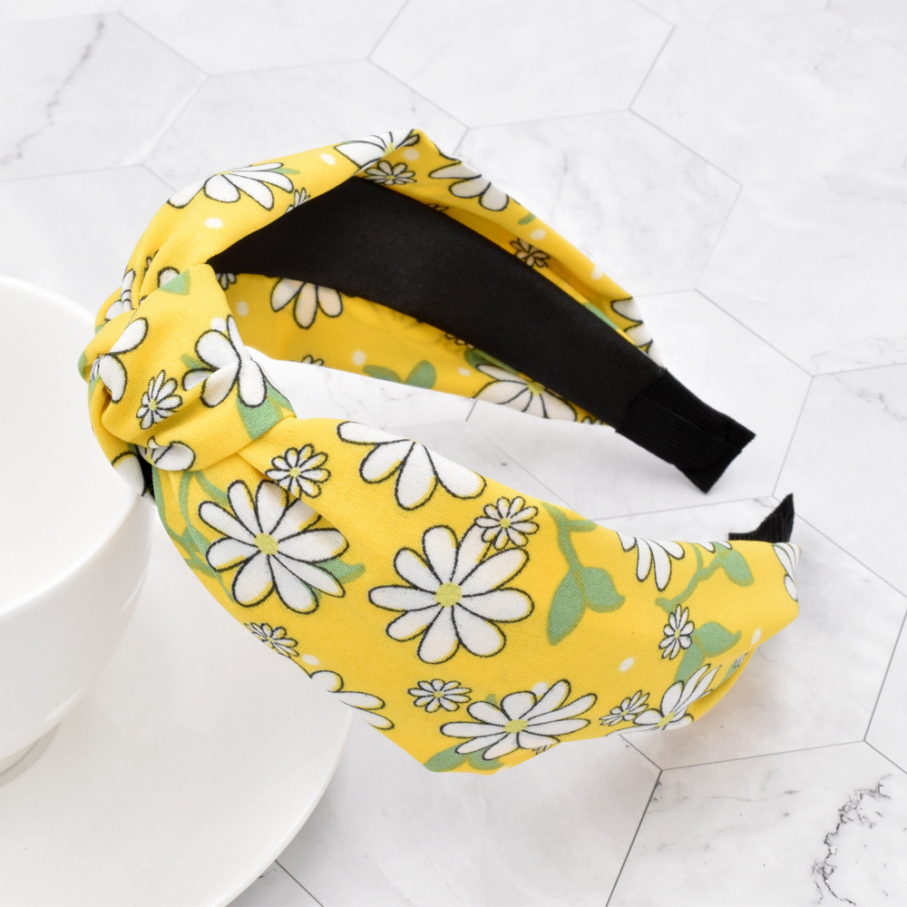 Fashion Daisy Printing Fabric Knotted Headband display picture 5