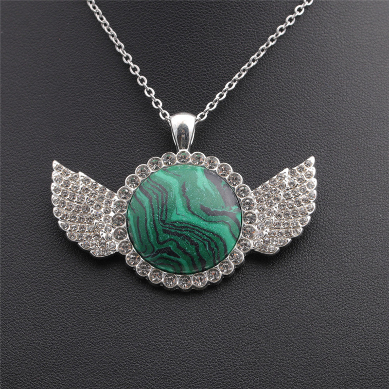 Retro Gemstone Tray Malachite Wings Necklace display picture 7
